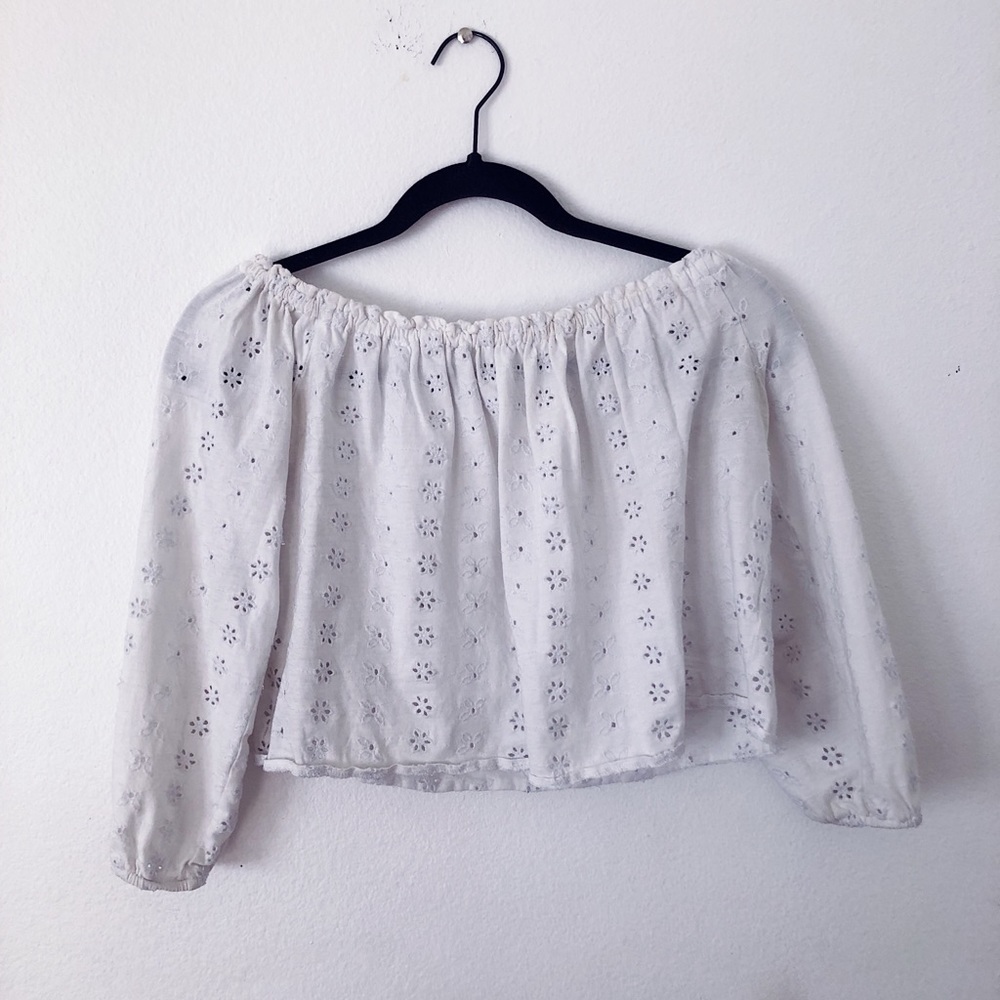 Brandy Melville off the shoulder top